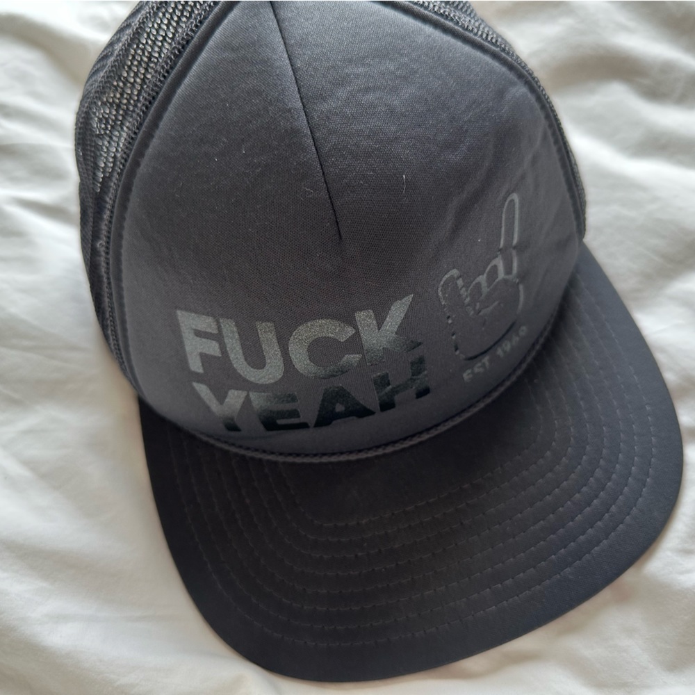 This hat - Picture 6 of 7